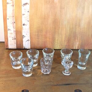 LAST CHANCE!! Clear Glass Shot Glass Set